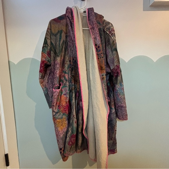 Natural Life Fleece Robe - Picture 5 of 5